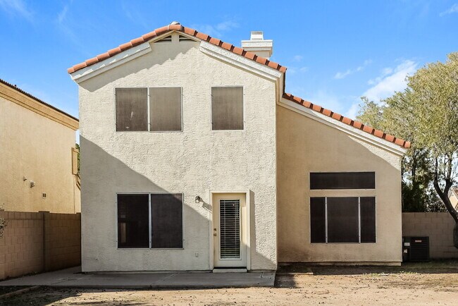 Building Photo - 1653 N 136th Ln