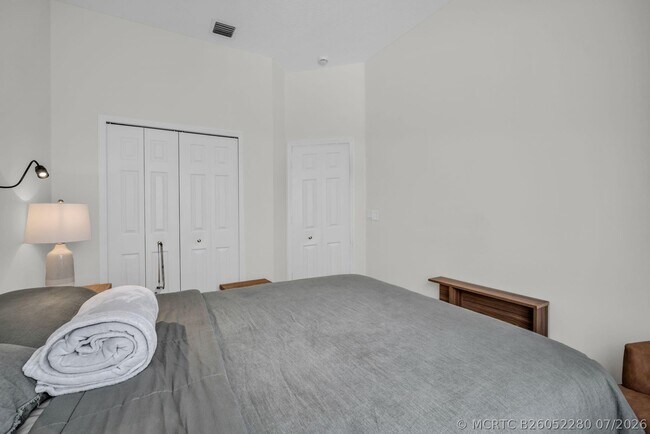 Building Photo - 10852 La Salinas Cir