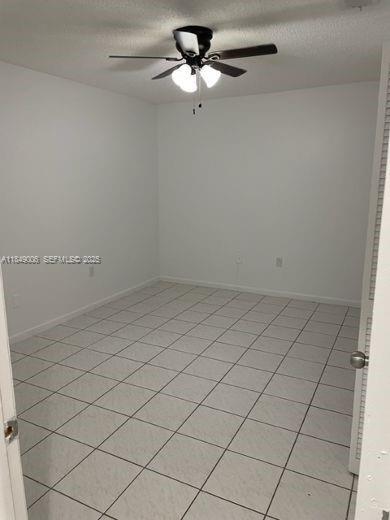 Building Photo - 9702 SW 138th Ave