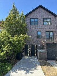 Building Photo - 144-41 78th Ave