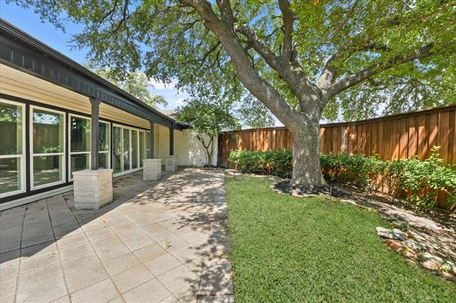 Building Photo - 7103 Blythdale Dr