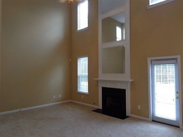 Building Photo - 104 Edenberry Way