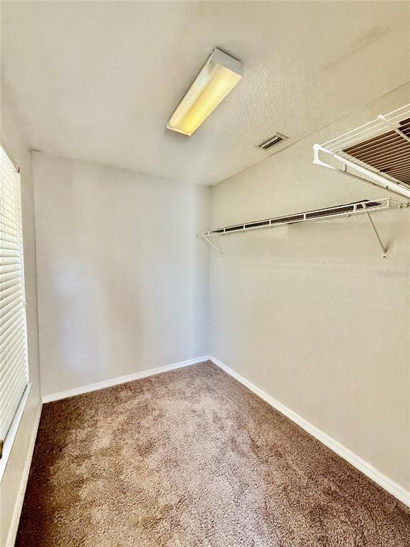 Building Photo - 11161 Creek Haven Dr