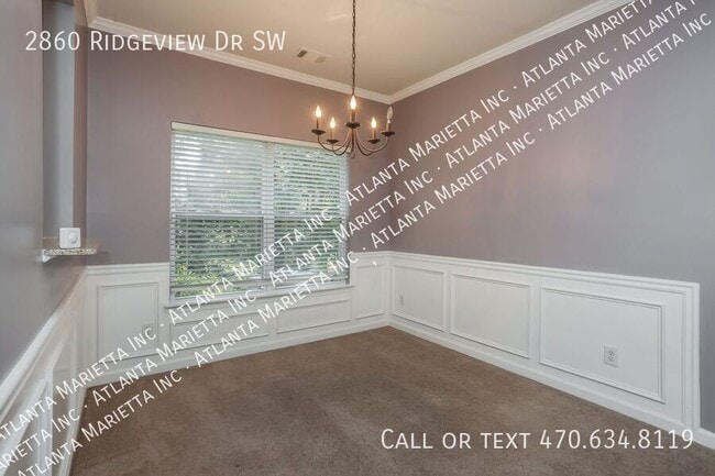 Building Photo - 2860 Ridgeview Dr