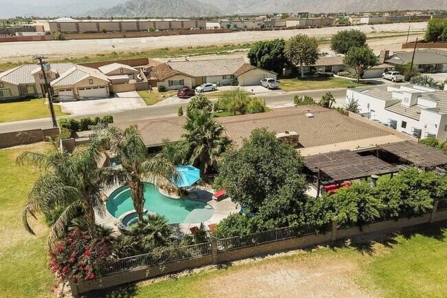 Building Photo - 79930 Fiesta Dr