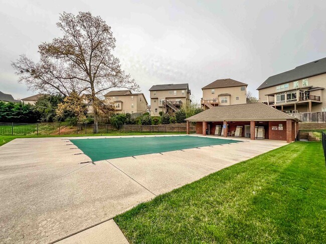 Building Photo - Beautiful 4-Bedroom Home in Hardin Valley with Modern Amenities & Spacious Living