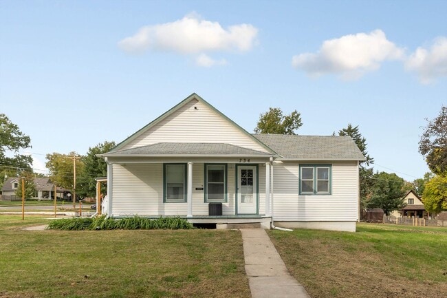Primary Photo - Home For Rent Papillion