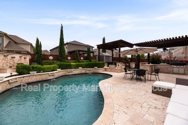 Building Photo - 3625 Funston Dr