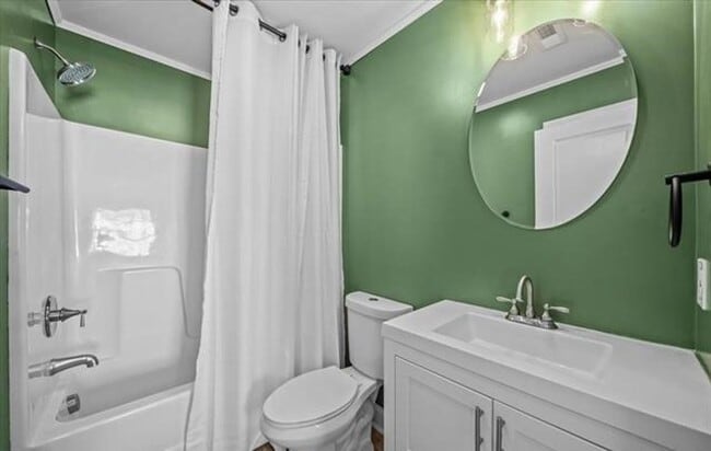 Building Photo - 3BR, 2.5BA Home in Desirable Augusta Road ...