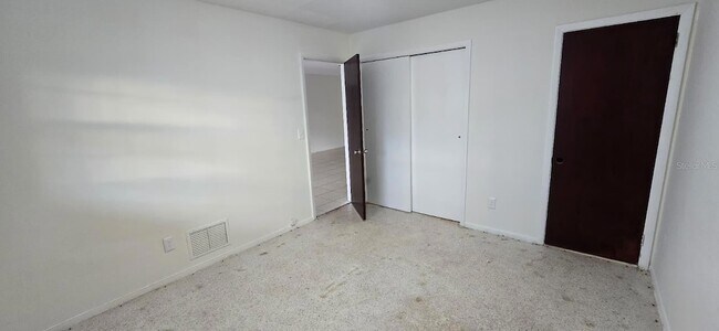Building Photo - 345 S Venice Blvd