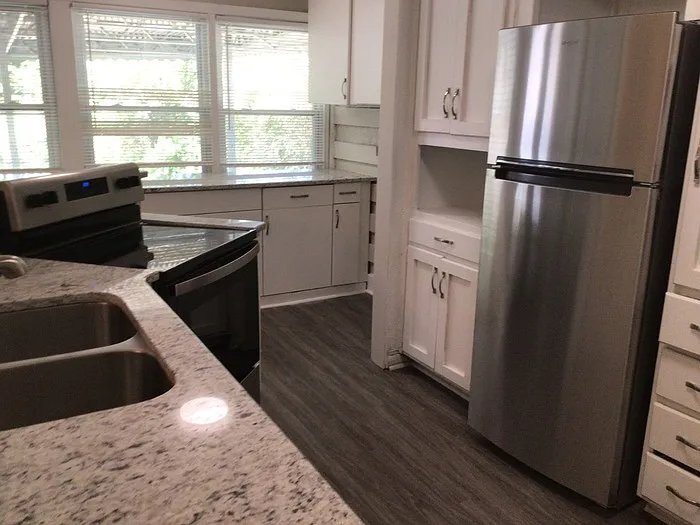 Building Photo - 32 Woodland Dr