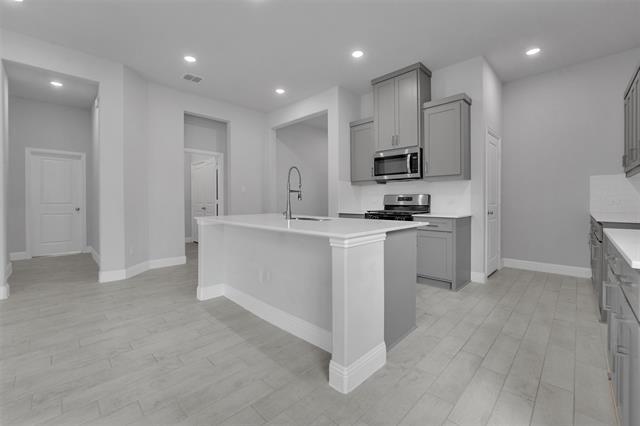 Building Photo - 3004 Cremini Fls