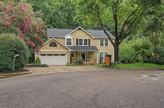 Building Photo - Spacious 4-Bed Oasis with Basement in Cary