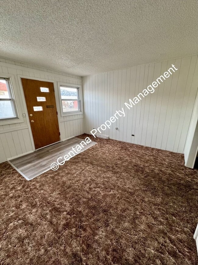 Building Photo - 2 Bedroom 1 bath in heart Butte