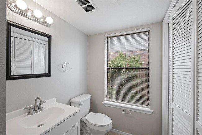 Building Photo - 1238 Berrystone Trail