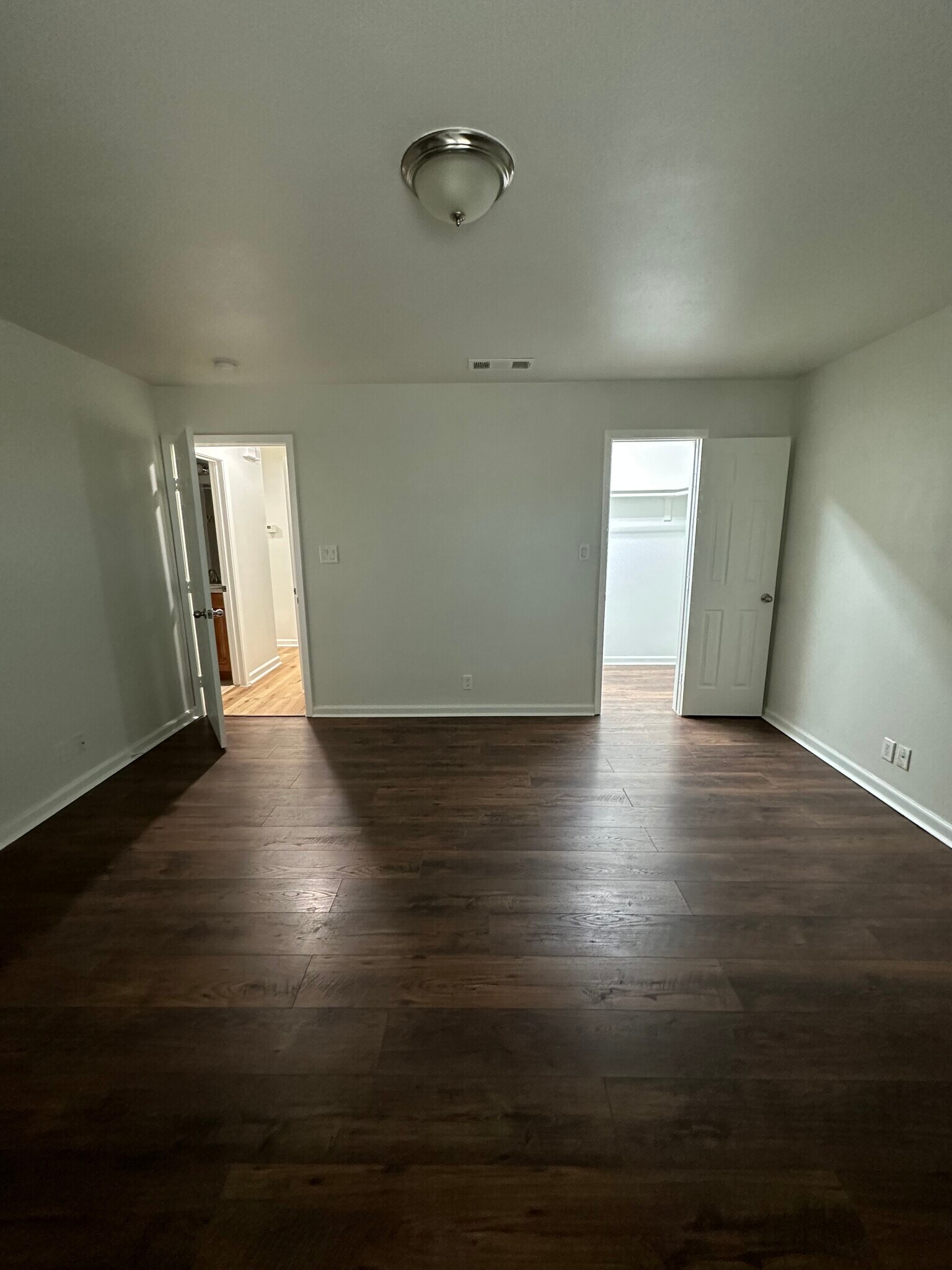 Building Photo - 5216 Arbor Glen Rd