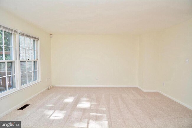 Building Photo - 7378 Jiri Woods Ct
