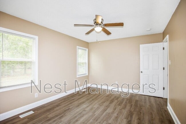 Building Photo - 4562 Ruby Rd