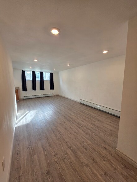 Building Photo - 2216 Culver Pl
