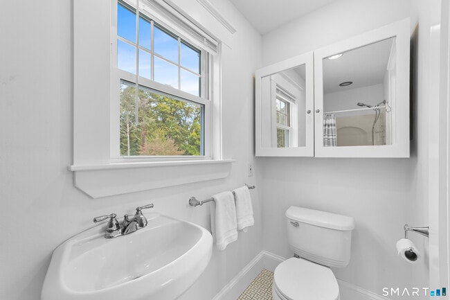 Building Photo - 3 Park Pl