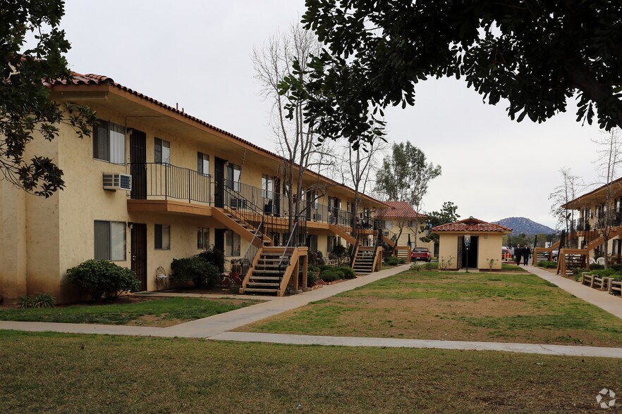 Primary Photo - Terre at the Ranch