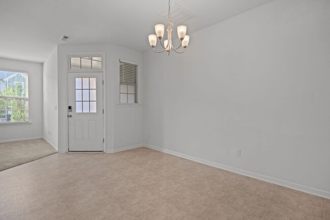 Building Photo - 3-Bedroom Home with Spacious Layout & Private Backyard in Wendell