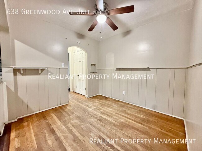 Building Photo - 638 Greenwood Ave