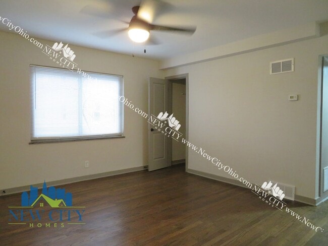 Building Photo - Newly Renovated Apartment Building