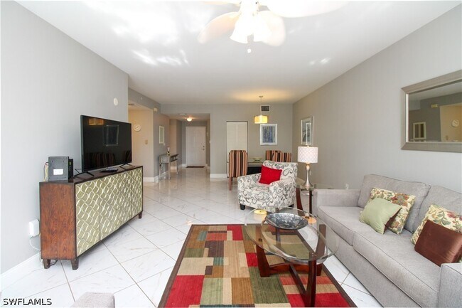 Building Photo - 519 Roma Ct