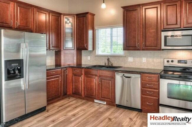 Building Photo - Beautiful Home For Rent in Gretna School District