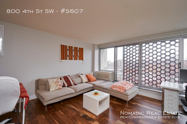 Primary Photo - 800 4th St SW
