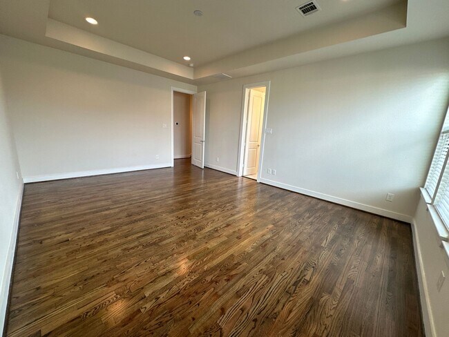 Building Photo - For Lease | 3 Bed, 3.5 Bath | 2,138 Sq Ft ...