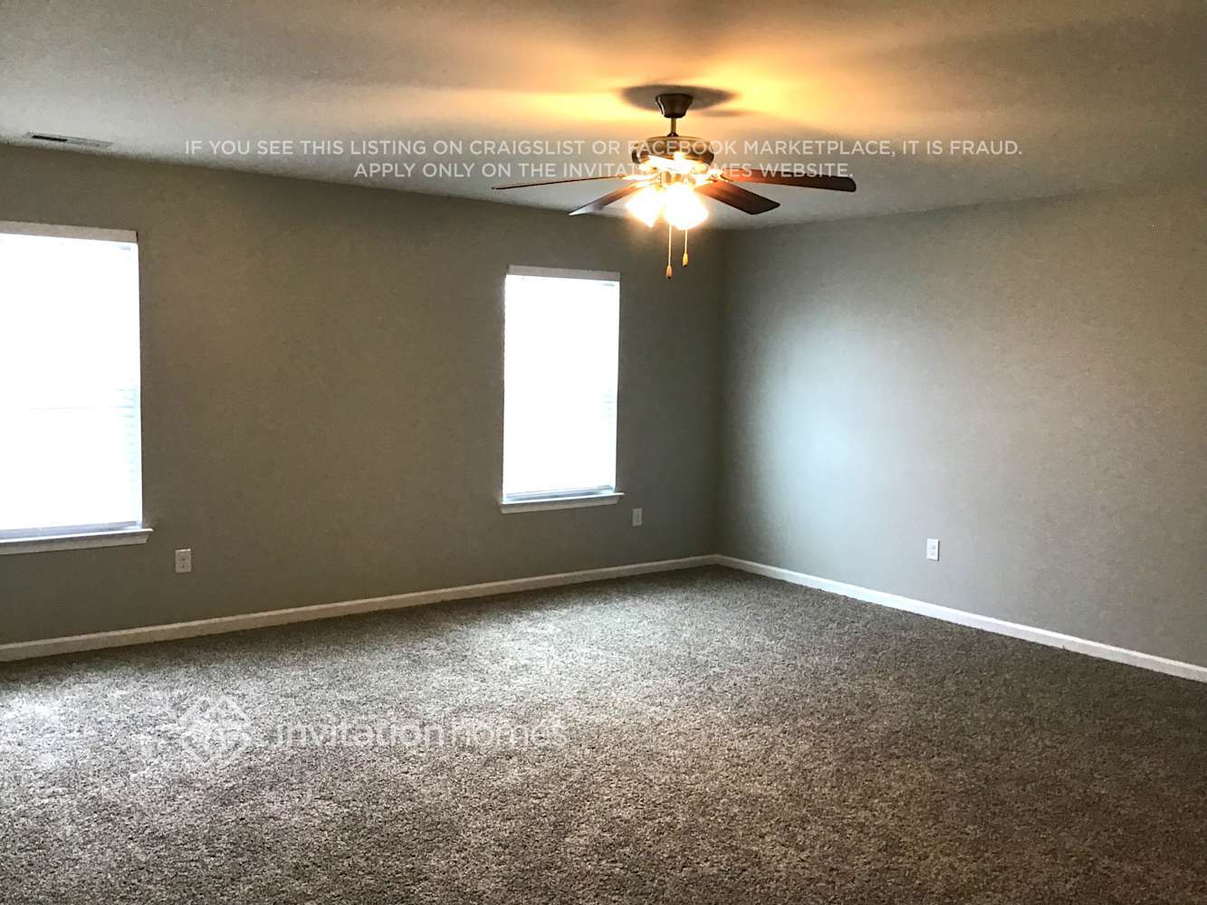 Building Photo - 1009 King Fisher Way