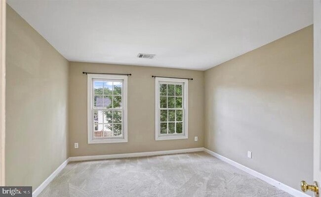 Building Photo - 2054 Madrillon Rd