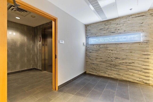 Building Photo - 401 N 2nd St