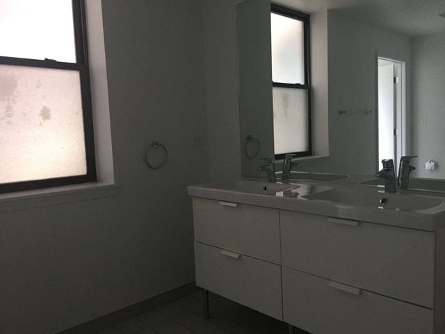 Floorplan - 5524-5526 S. Everett Avenue