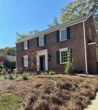 Building Photo - 103 Gordon St