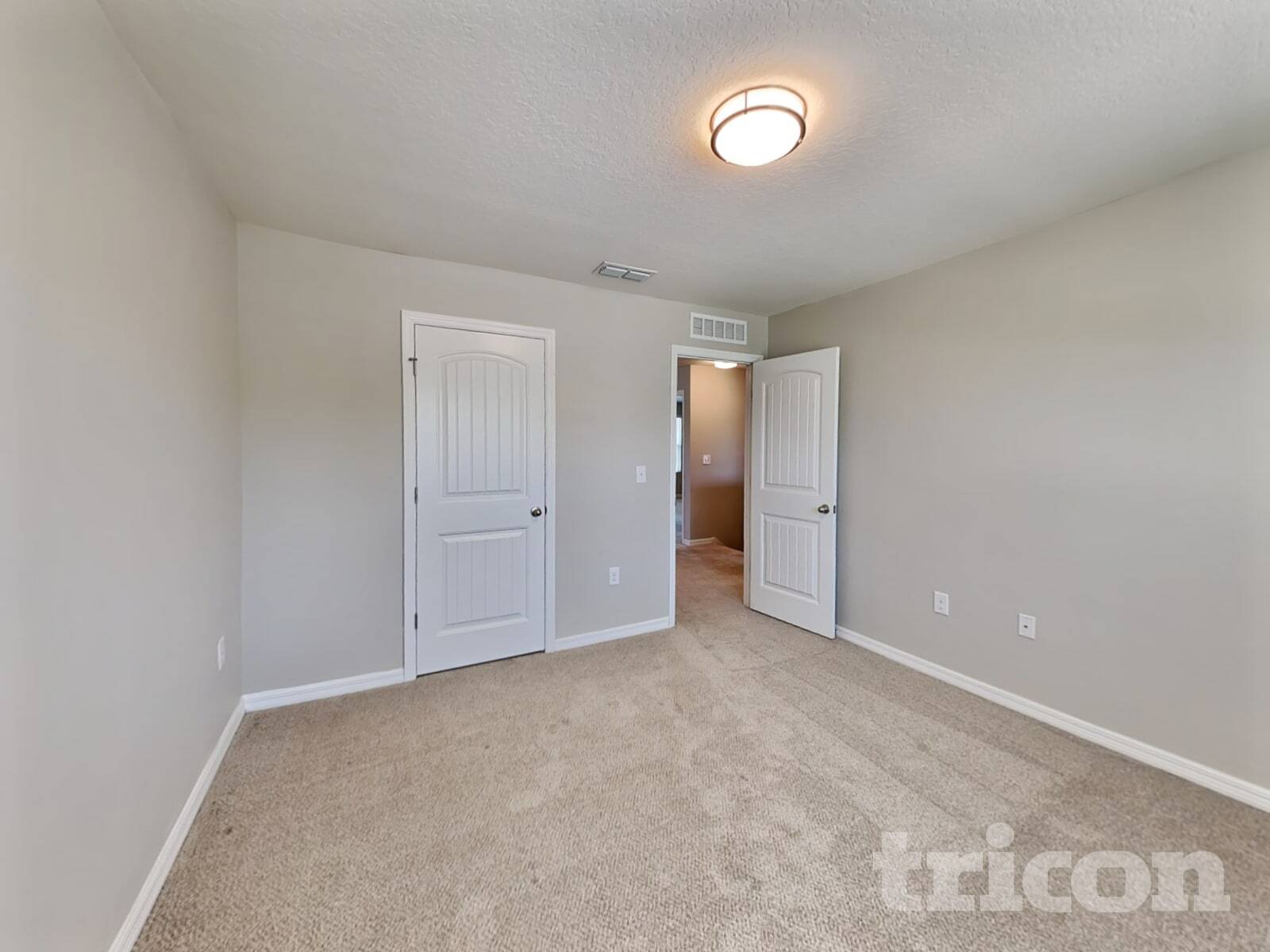 Building Photo - 19 Rosecroft Ln