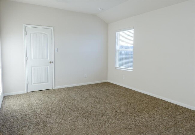 Building Photo - 401 Abbey Ln