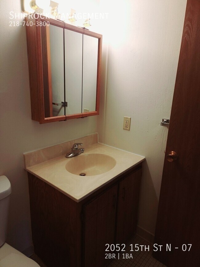 Building Photo - 2052 15th St N