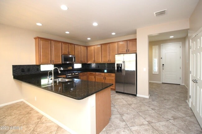 Building Photo - 4936 S Twinleaf Dr