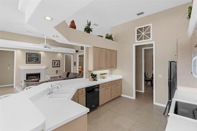 Building Photo - 169 Promenade Cir