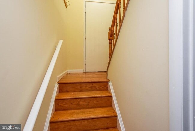 Building Photo - 6584 Madrigal Terrace