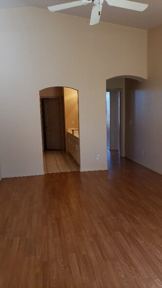 Building Photo - 14612 N Saguaro Blvd