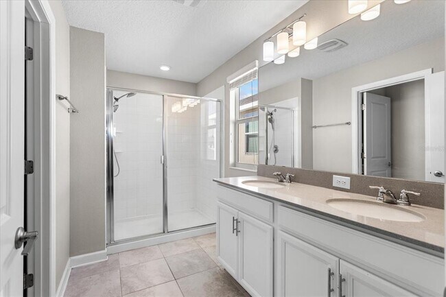 Building Photo - 11096 Silver Surfer Alley