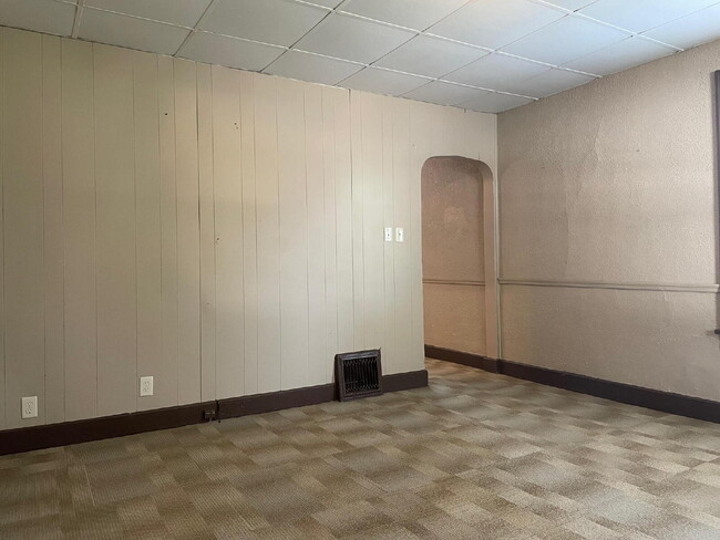 Building Photo - Stairway to Heaven — Charming 1 Bedroom with Upstairs Retreat