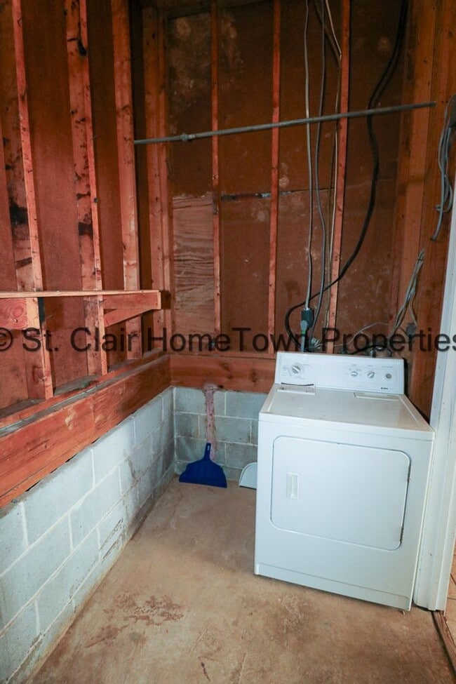 Building Photo - Ragland Rental