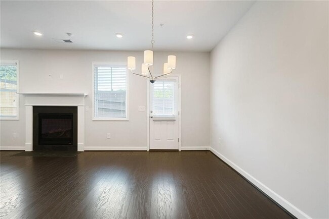 Building Photo - 313 Niles Ct