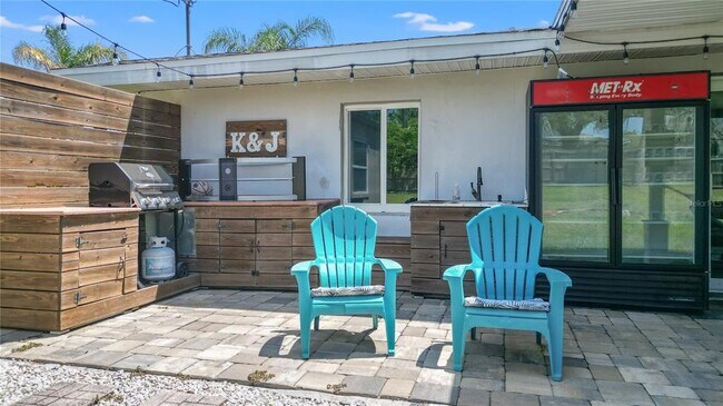 Building Photo - 604 Spencer Ave