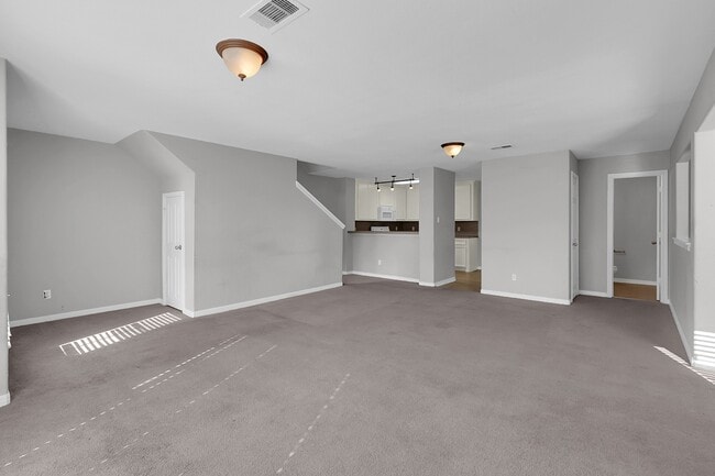 Building Photo - 135 Binnacle Ct